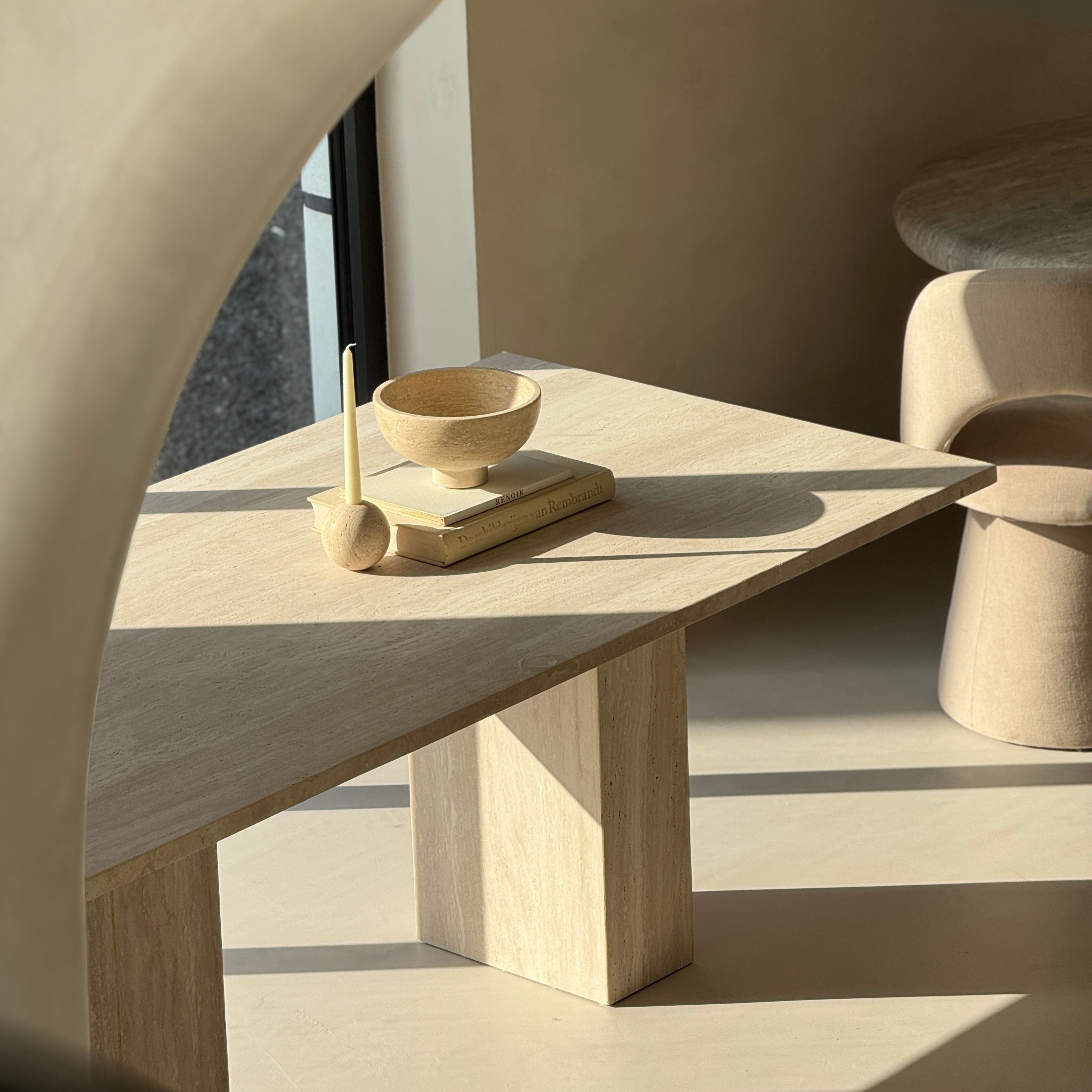 Travertin eettafel bedu